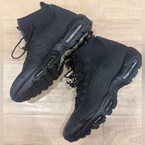 Nike Men's AirMax 95 Sneakerboot Black